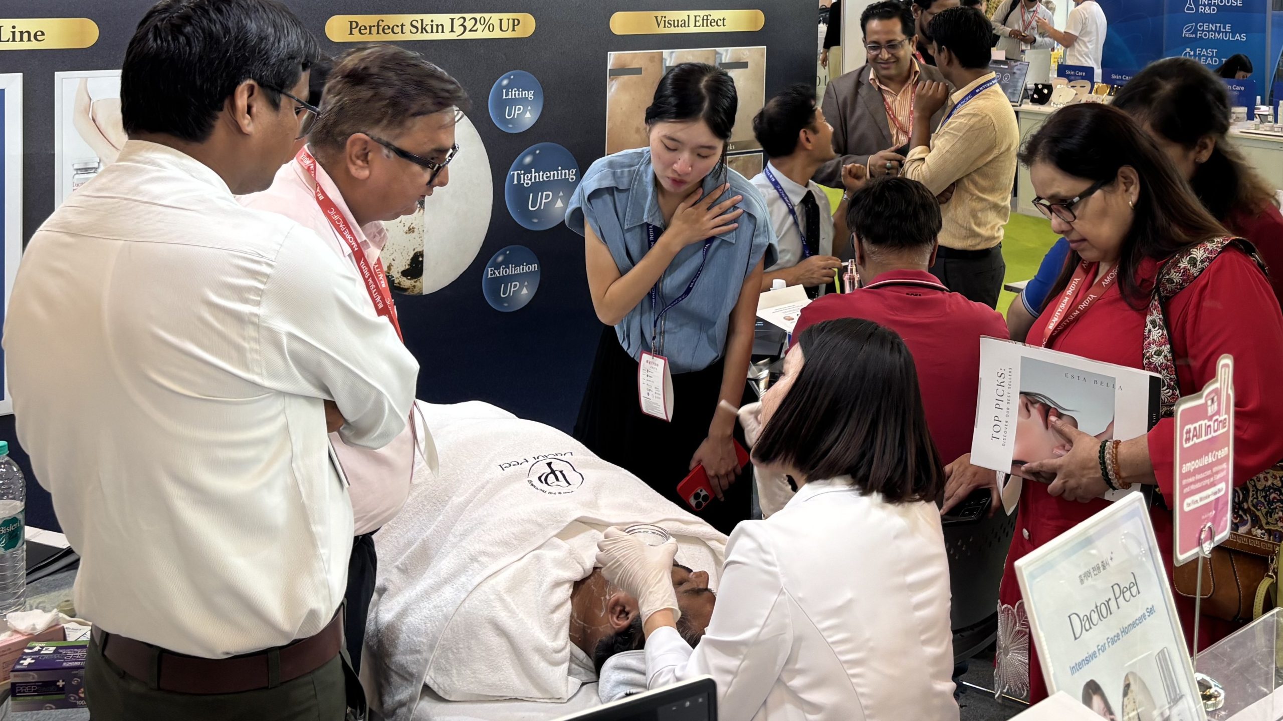 AESTHETIC CONNECT_16.9